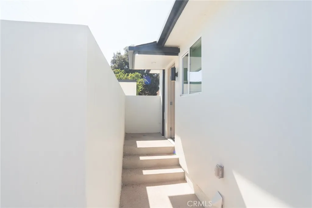 3362 W Imperial, Inglewood, California 90303 home-pic-9